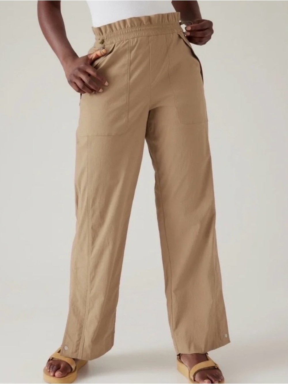 Athleta Trekkie High Rise Parachute Pant Tan Wide Leg Travel Outdoors Size 16